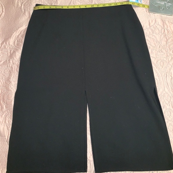 Valentino Black Pencil Skirt - Picture 3 of 8